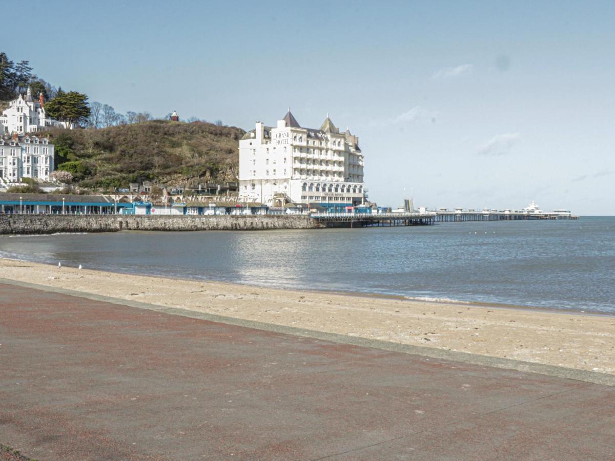 Villa The Nook Colwyn Bay Exterior foto